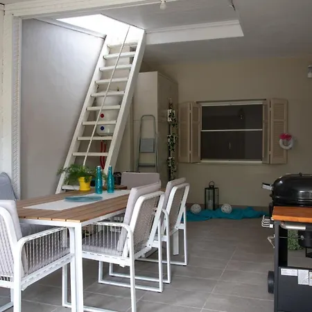 Modern & Charming *