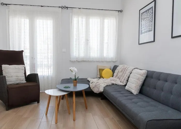 Modern & Charming Kateríni