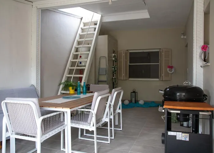 Modern & Charming *