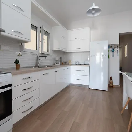 Modern & Charming * Kateríni