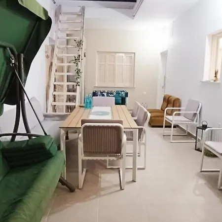 Modern & Charming Kateríni