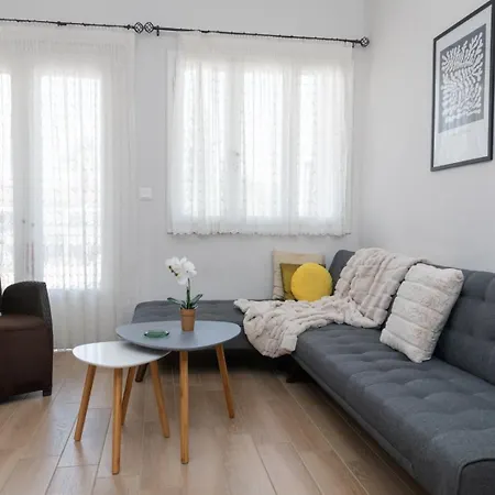 Modern & Charming Kateríni