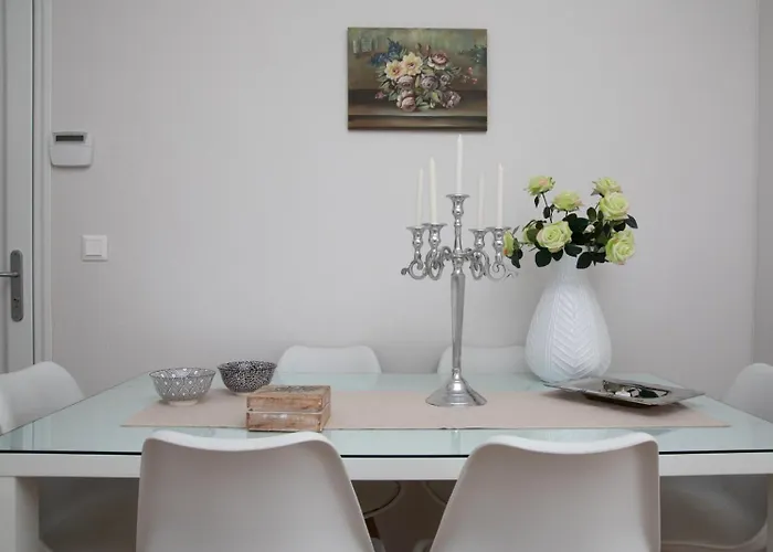 公寓 Modern & Charming *