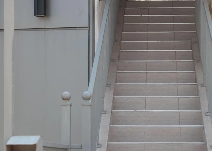 公寓 Modern & Charming *