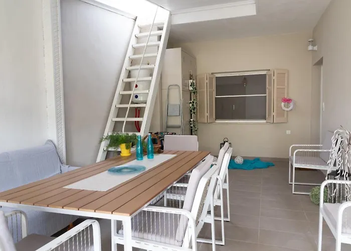 Modern & Charming * 卡泰里尼